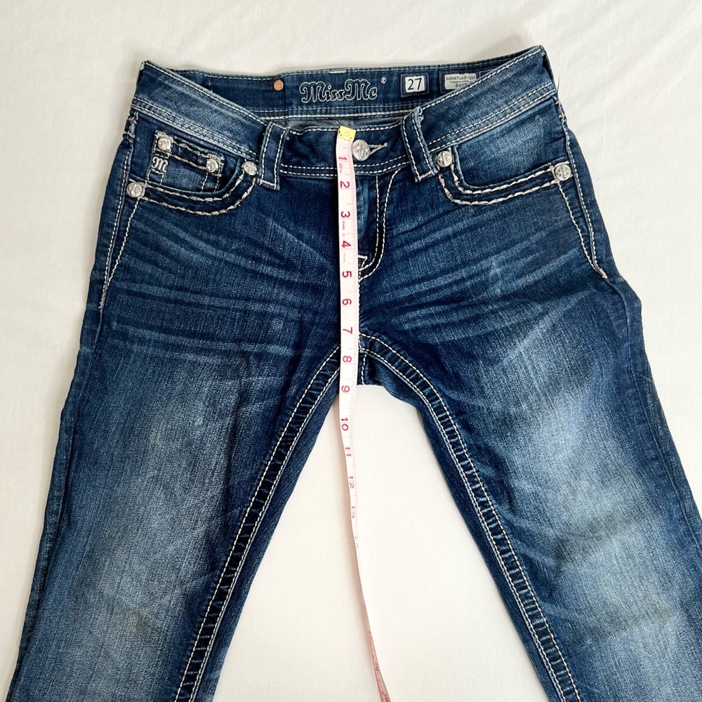 Miss Me  Low Rise Dark Wash Rhinestone Faux Flap Pocket Jean Sze 27 (30X28.5) - Picture 6 of 10